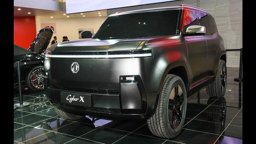 MG Cyber Х напомнил прошлое выдвижными фарами