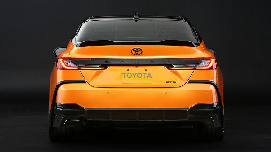 Toyota намекнула на бодрую Camry концептом для тюнинг-шоу