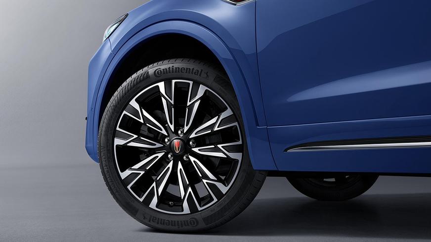 В Китае обновился кроссовер Hongqi HS5, который появится в Казахстане