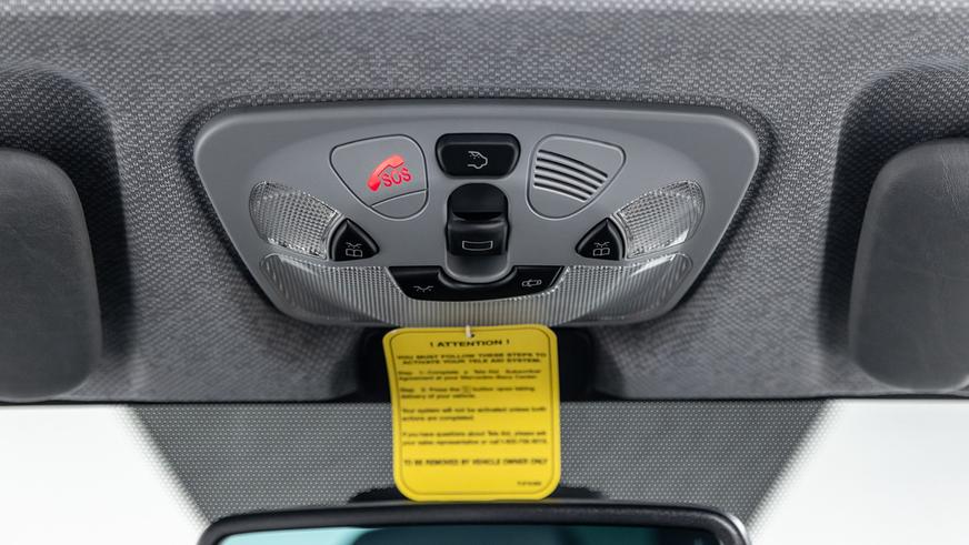 С молотка пустят новый гелик 2002 года выпуска