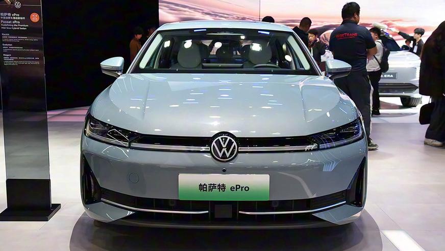 Volkswagen пообещал сделать Passat гибридом в Китае