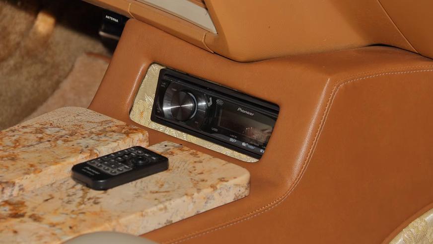 С молотка уйдёт старый Continental в образе Bugazzi Mark IV