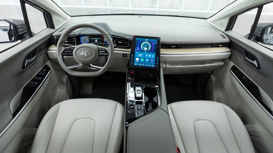 Минивэн из автосалона: что есть в продаже от 5.5 млн тенге и выше