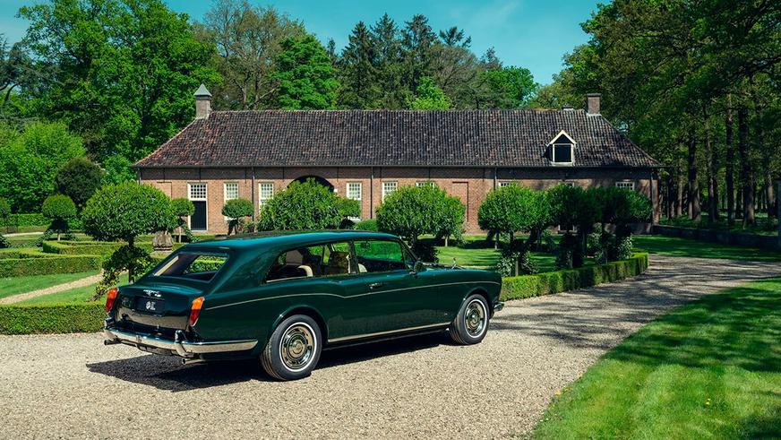 Старый Rolls-Royce Corniche стал необычным универсалом