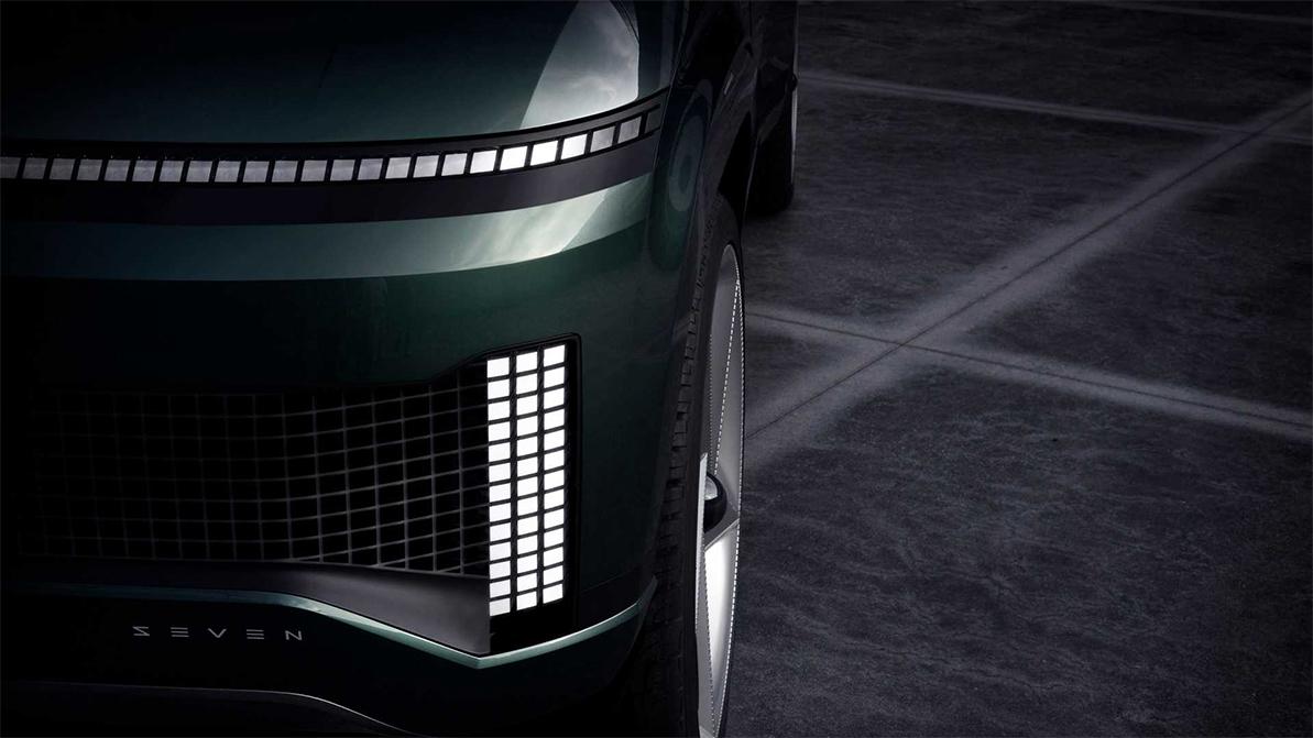 Hyundai показала кусочек нового электромобиля