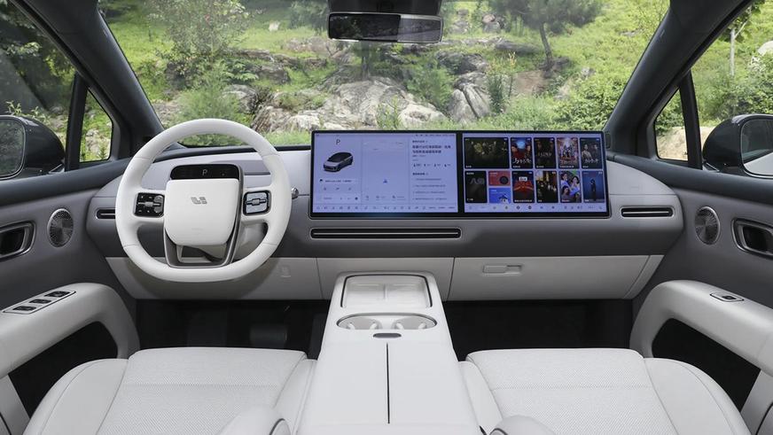 В Китае назвали цены на компактный Li i6