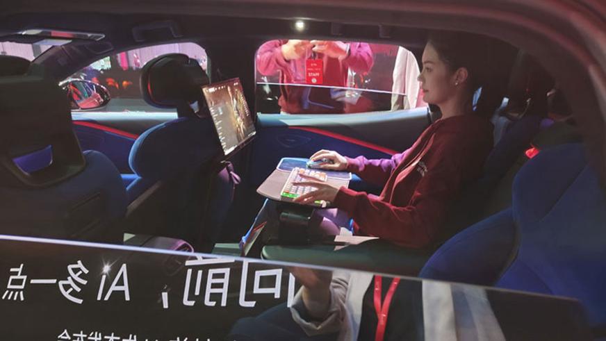 Lynk&Co и Meizu построили электрокар для геймеров