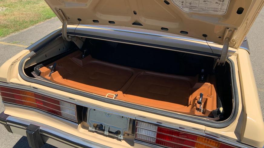 Редкий AMC Eagle Sundancer появился в продаже
