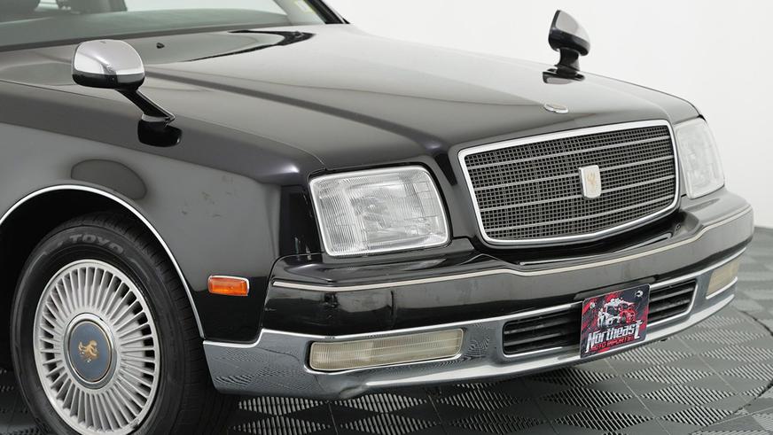 Редкий Toyota Century с V12 под капотом выставлен на продажу в Штатах