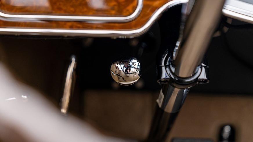 Раритетный Packard V12 на торгах в США