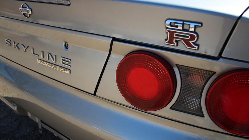 Сразу два редчайших Skyline GT-R появились в продаже – это седаны