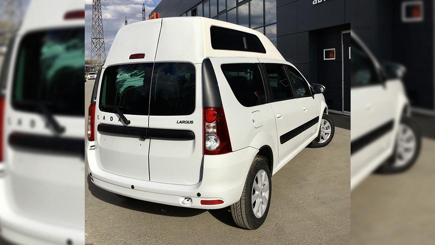 Lada Largus c необычной крышей