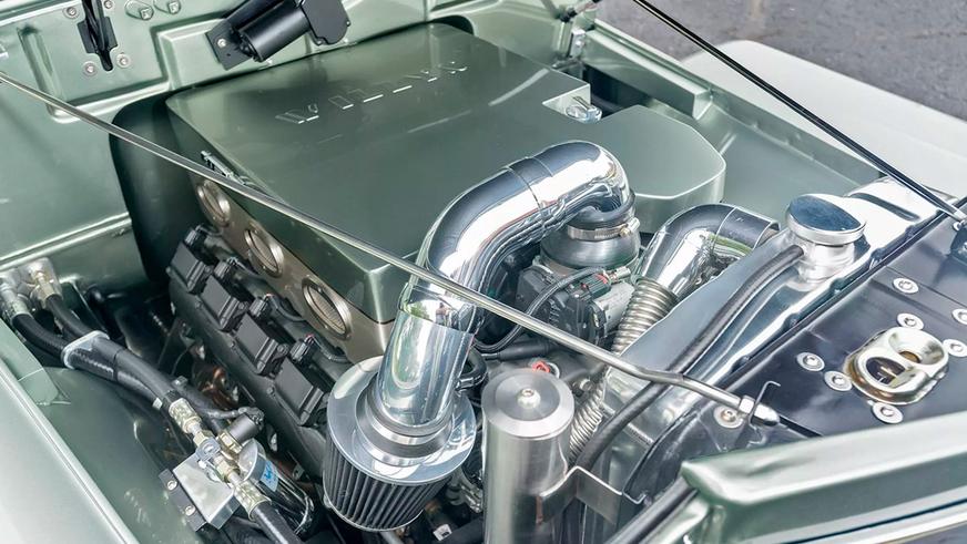 Фото дня: несколько автомобилей разбили прямо на аукционе Mecum