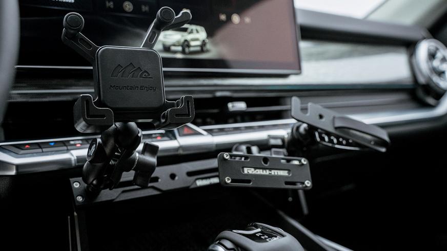 Tank 400 стал внедорожнее с доработками студии Arctic Trucks