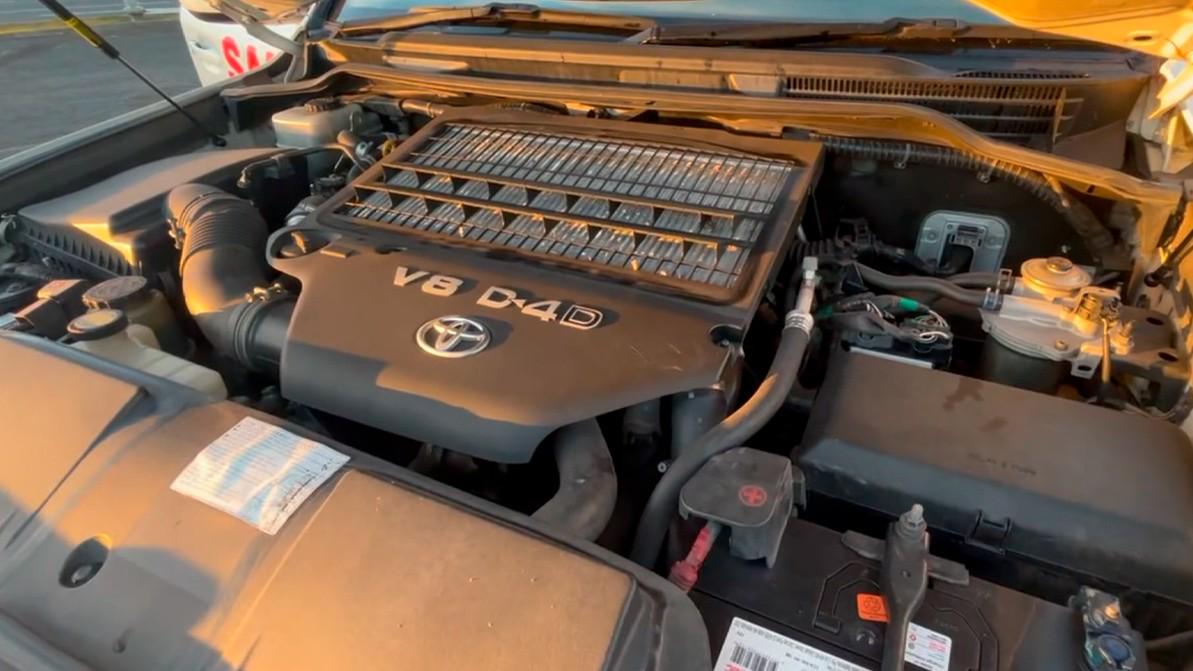Кто рискнёт купить Land Cruiser&nbsp;200 с&nbsp;пробегом 1&nbsp;млн&nbsp;км?