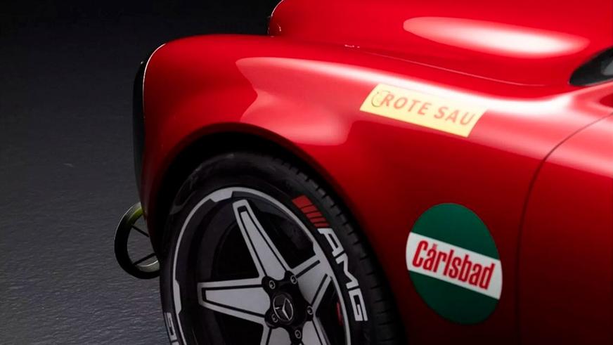 В Mercedes-Benz не забыли «Красную свинью»