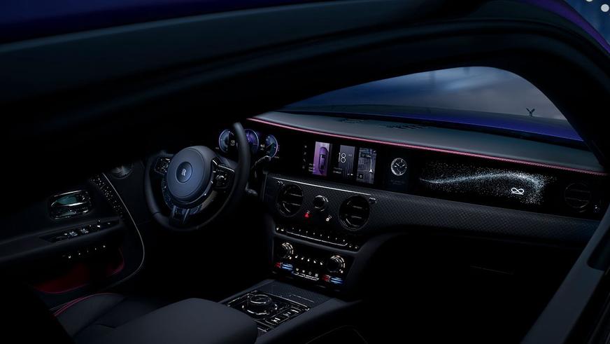 Самым мощным Rolls-Royce стал электрокар