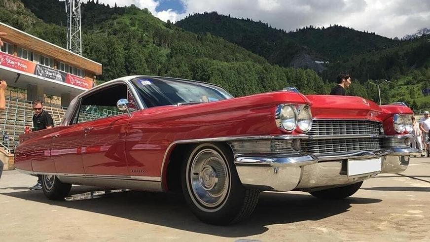 Интересные авто в продаже на Kolesa.kz: от Cadillac Fleetwood до заниженного ВАЗ-2101