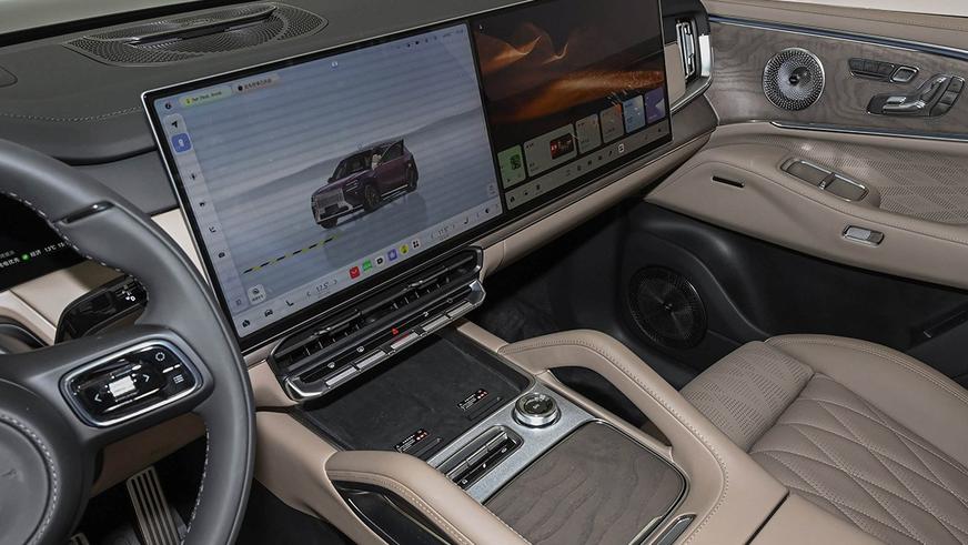 Zeekr показала интерьер гибрида 8X