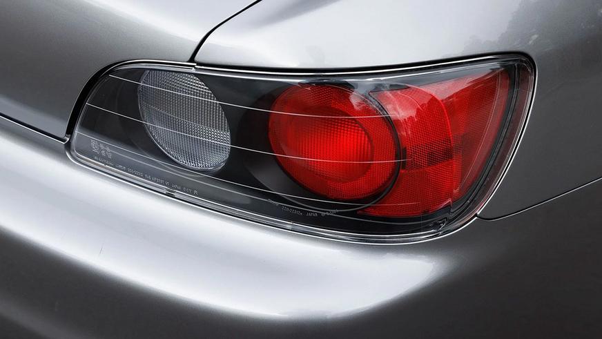 За 25-летнюю Honda S2000 без пробега отдали 95 000 долларов