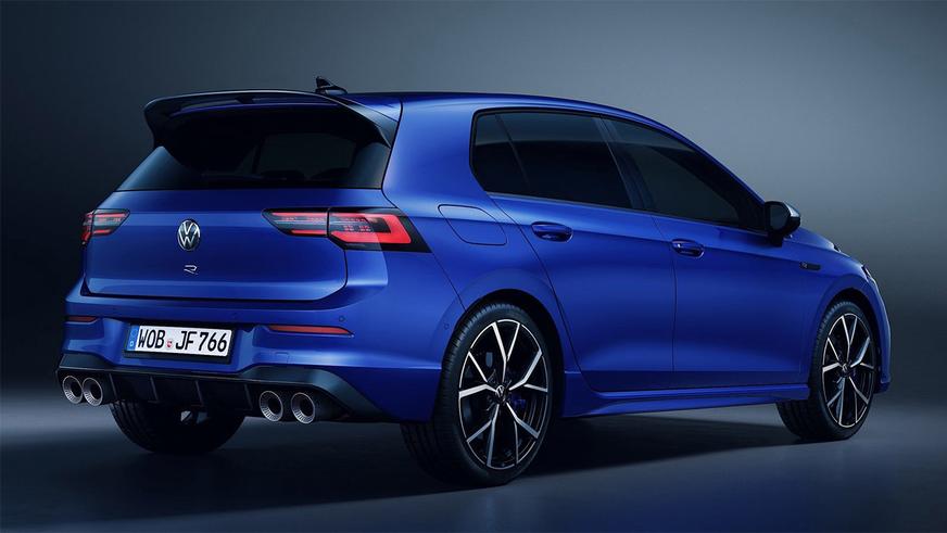 Дебютировал VW Golf R нового поколения