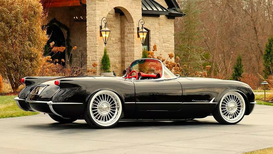 Искусно сделанный рестомод Corvette выставят на торги в США