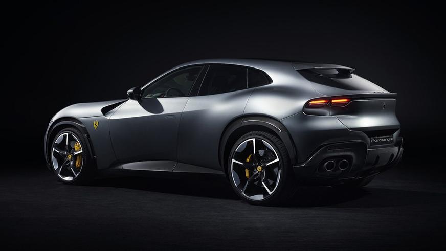 Ferrari Purosangue: заднепетельные двери и атмосферный V12