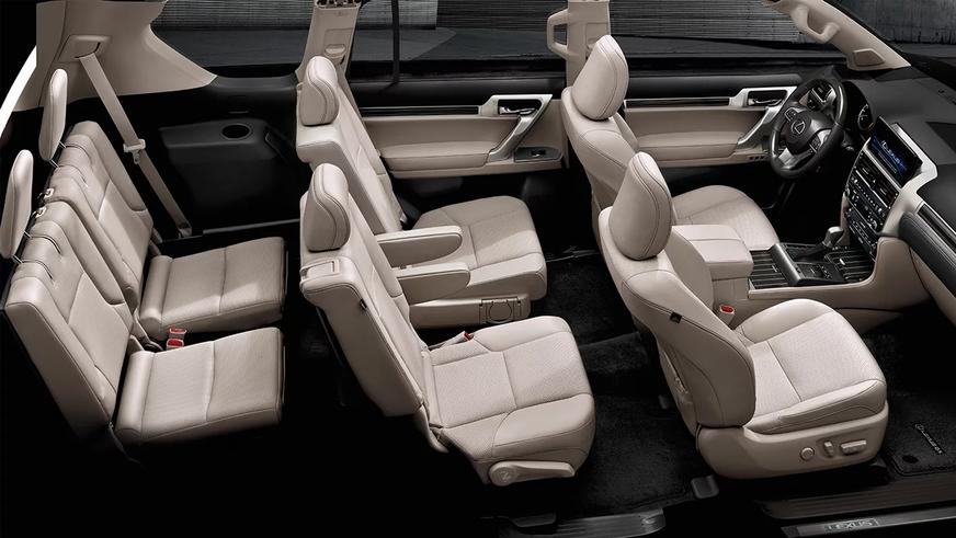 Lexus освежил интерьер внедорожника GX