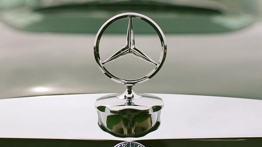 Классический Mercedes-Benz 280SE стал рестомодом за 500 000 долларов