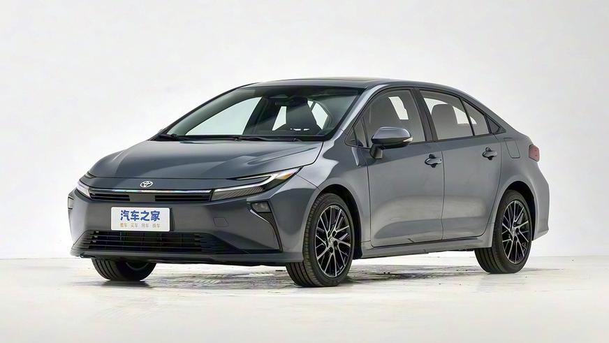 Обновлённая Toyota Corolla вышла на рынок Китая