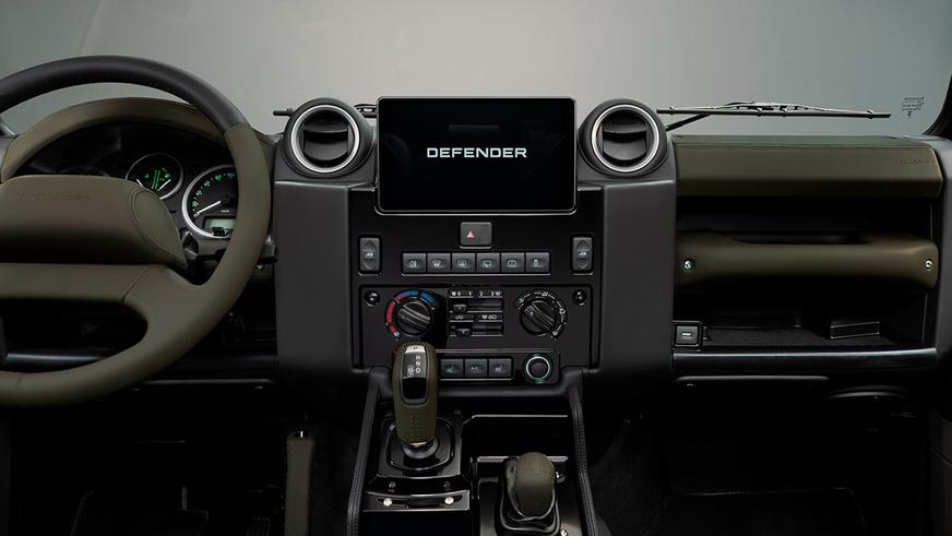 Land Rover доработает классический Defender в&nbsp;стиле нового Octa