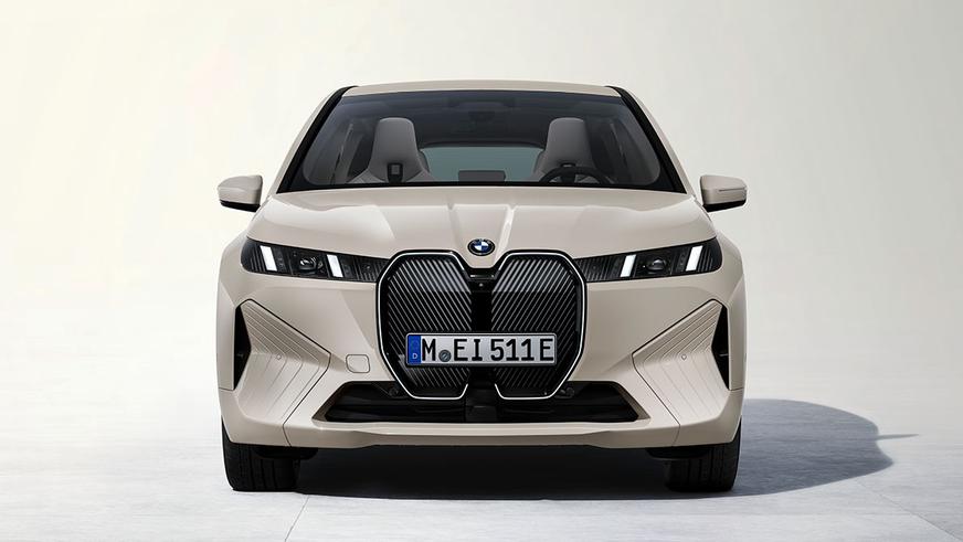 Электрический BMW iX стал дальнобойнее и быстрее