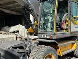 Volvo  EW 2022 годаfor92 000 000 тг. в Караганда
