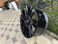 Оригинальные диски R22 на Range Rover L460, Range Rover Sport L461 за 875 000 тг. в Алматы – фото 3