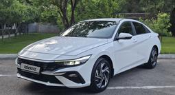 Hyundai Elantra 2024 годаfor9 700 000 тг. в Алматы