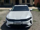 Kia K5 2024 года за 10 500 000 тг. в Алматы – фото 3