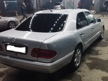 Mercedes-Benz E 280 1996 года за 3 200 000 тг. в Талдыкорган – фото 7