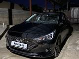 Hyundai Accent 2021 годаfor9 800 000 тг. в Шымкент – фото 2