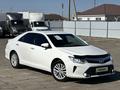 Toyota Camry 2015 года за 10 700 000 тг. в Атырау – фото 3