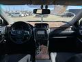 Toyota Camry 2015 года за 10 700 000 тг. в Атырау – фото 9