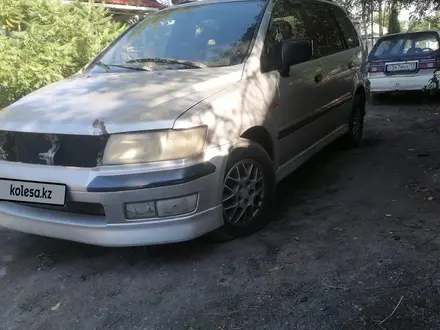 Mitsubishi Space Wagon 1999 года за 1 600 000 тг. в Алматы