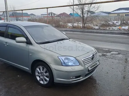 Toyota Avensis 2004 года за 4 500 000 тг. в Алматы – фото 3