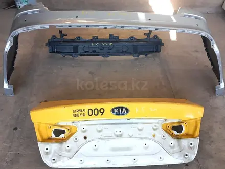 Киа оптима крышка багажник за 5 500 тг. в Астана – фото 2