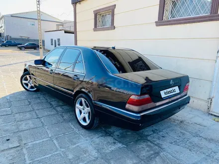 Mercedes-Benz S 320 1999 года за 5 500 000 тг. в Жанаозен – фото 3