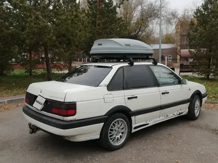 Volkswagen Passat 1988 года за 1 500 000 тг. в Караганда – фото 2