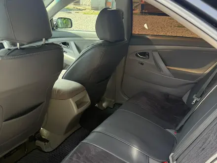 Toyota Camry 2010 года за 6 500 000 тг. в Актобе – фото 6