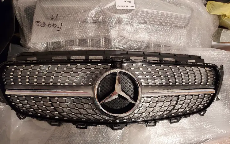 Решётка радиатора на W213 Mercedes. за 115 000 тг. в Астана