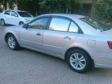 Hyundai Sonata 2010 года за 3 500 000 тг. в Алматы – фото 5