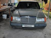 Mercedes-Benz E 230 1992 года за 1 200 001 тг. в Алматы