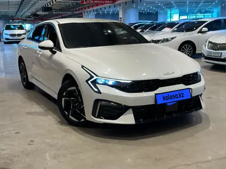 Kia K5 2023 года за 15 200 000 тг. в Туркестан